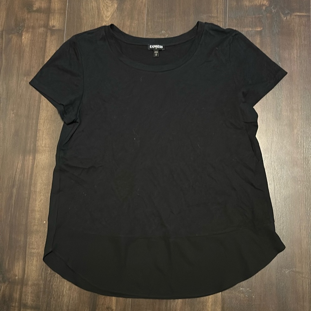 Black Tee